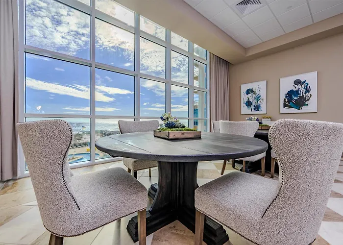 Phoenix Gulf Towers 1602